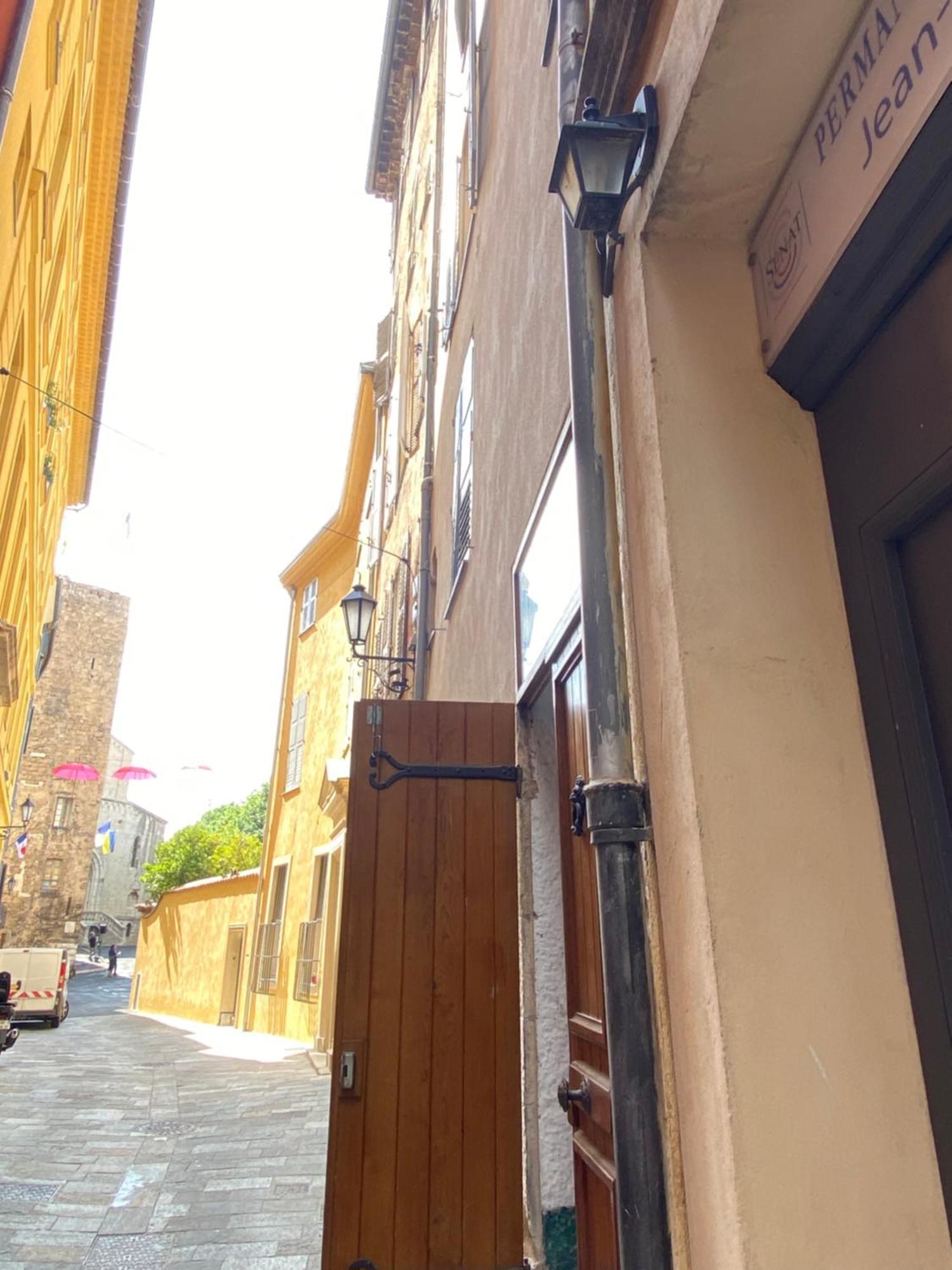 Cityparfum Insolite Et Boheme Грасс Экстерьер фото